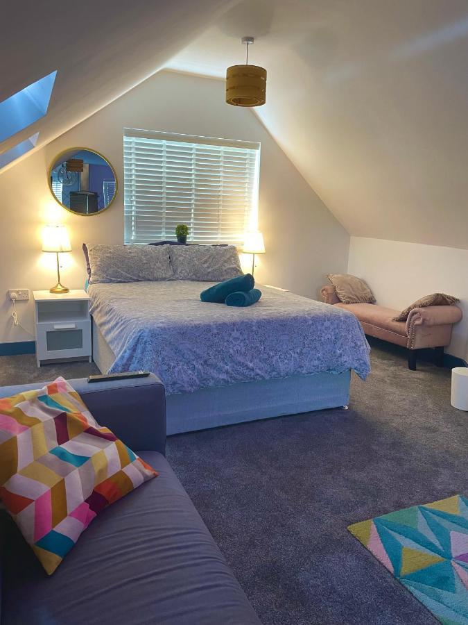 Vibrant & Modern Studio Apartment In Birmingham Exterior foto